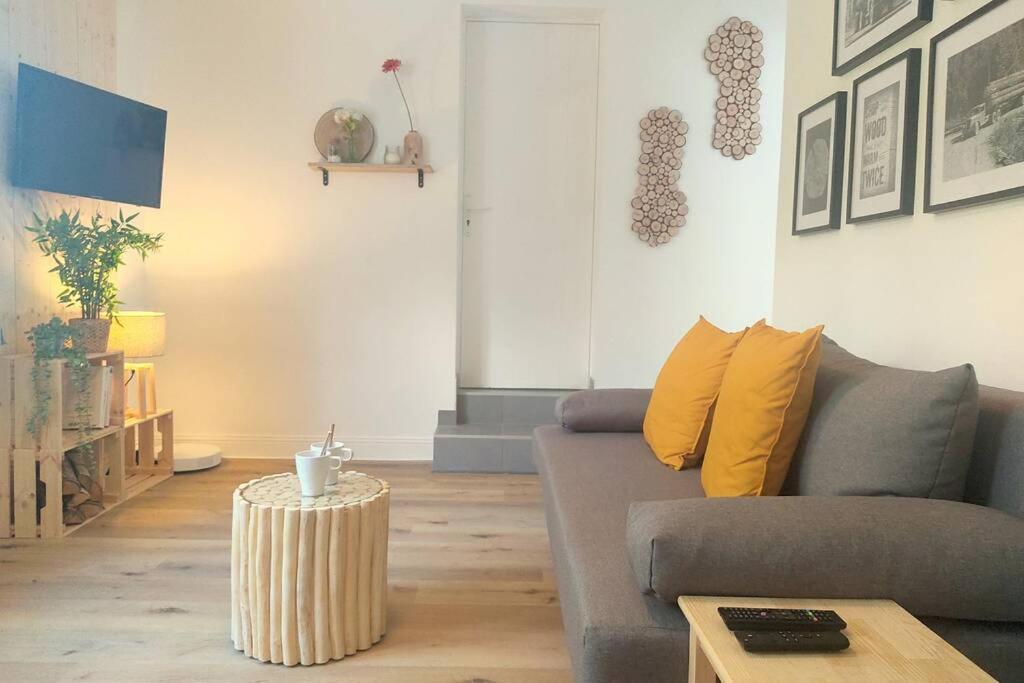 Les Grumes, Centre Ville, Jardin,Self Check-In, Freewifi, Netflix كومبيينْيِ المظهر الخارجي الصورة